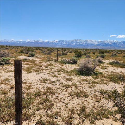 Photo of 45215138 Near Fairlane, Lucerne Valley, CA 92356 (MLS # HD25266694)