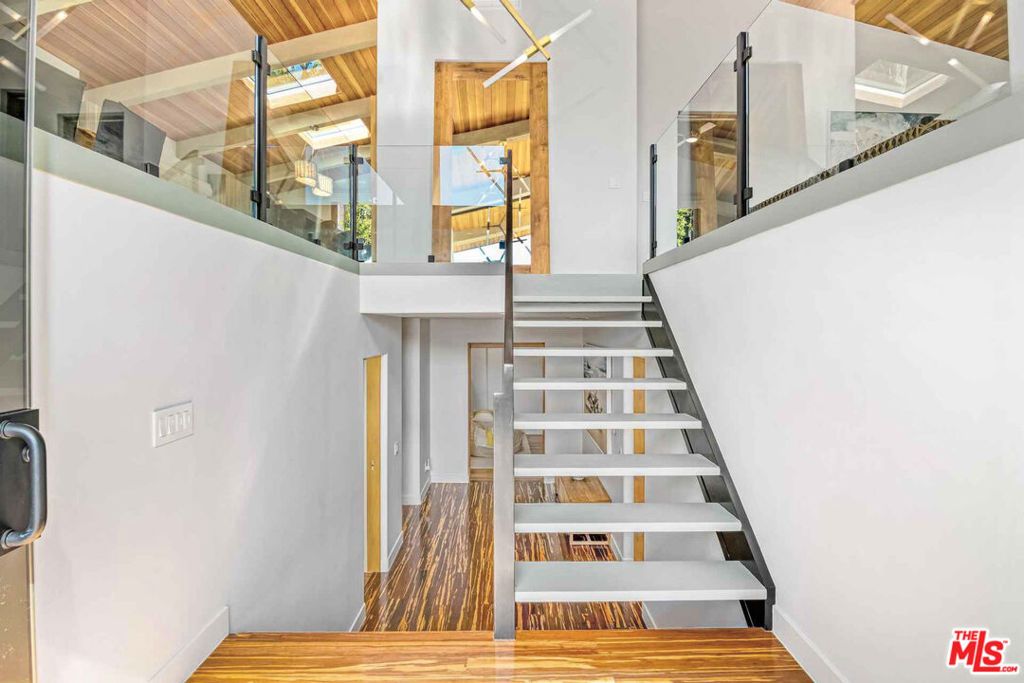 Photo of 31851 Sea Level Drive, Malibu, CA 90265 (MLS # 26671173)