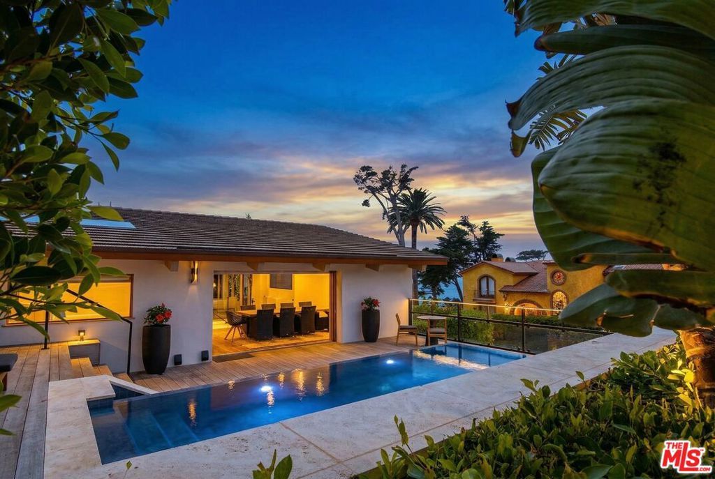 Photo of 31851 Sea Level Drive, Malibu, CA 90265 (MLS # 26671173)