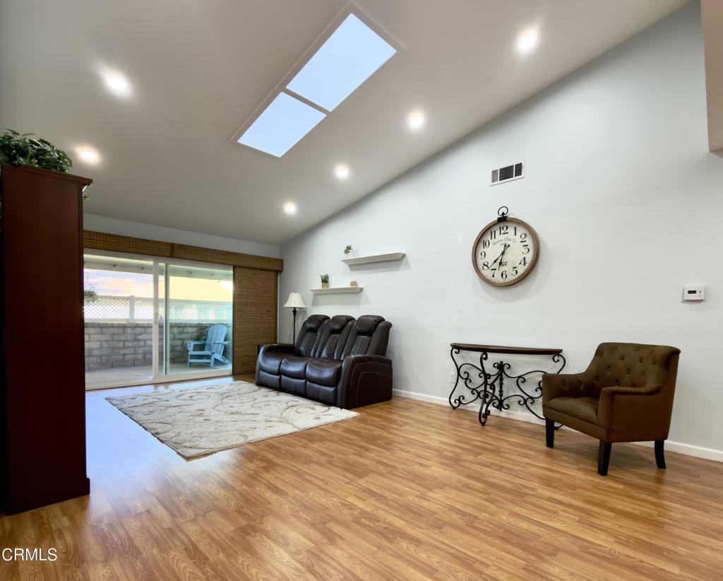 33222 Village 33