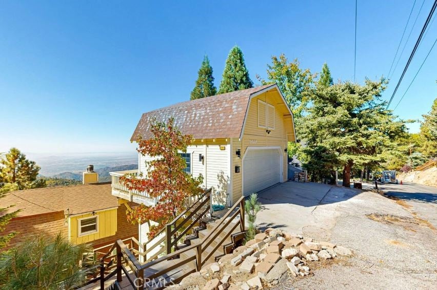 1960 Willow Drive