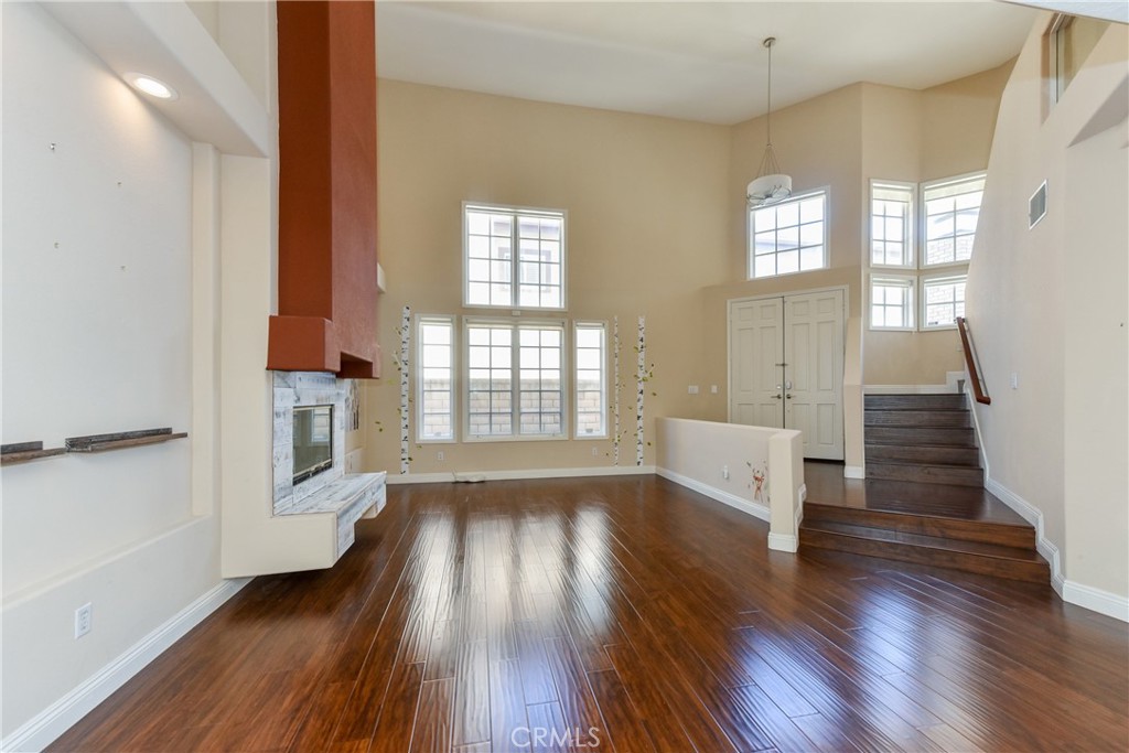 1526 Falling Star Lane