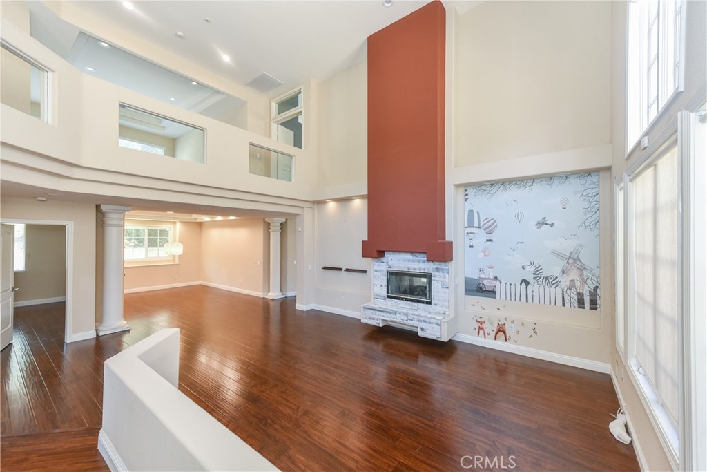1526 Falling Star Lane