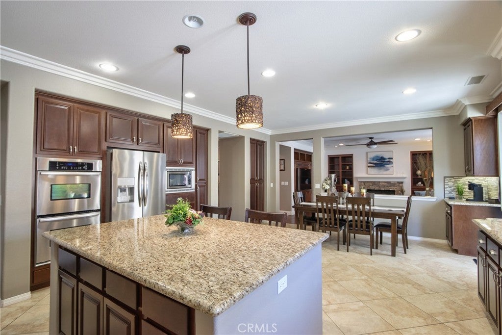28483 Nautical Point Circle
