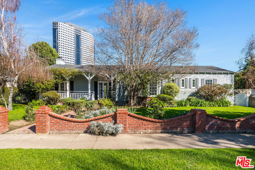 118 N Evergreen Street