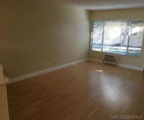 Photo of 2012 E Mission Ave AVE #11, Escondido, CA 92027 (MLS # 260011229SD)