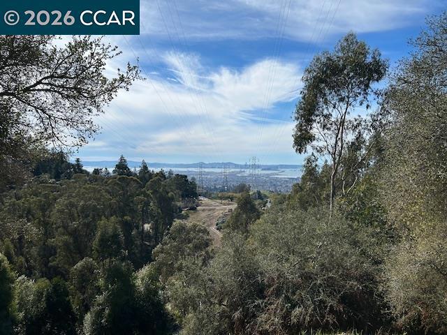 6201 Skyline Blvd