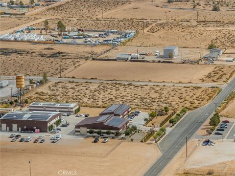 Photo of 0 Waalew Road, Apple Valley, CA 92307 (MLS # CV25234726)