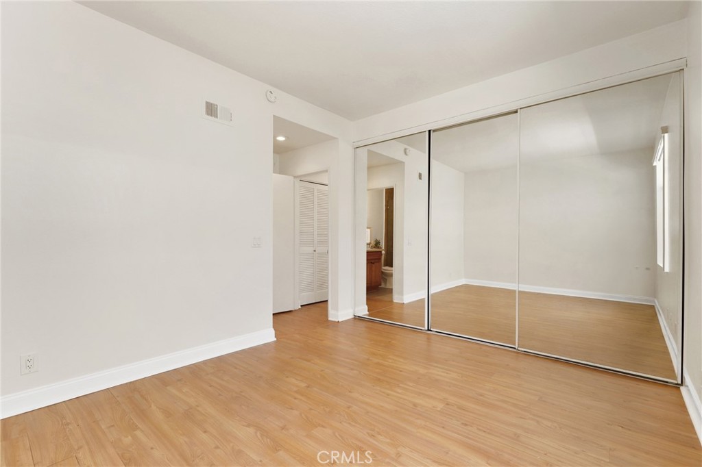 La Vista (LVIS) - Residential