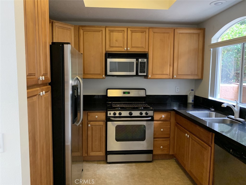 La Vista (LVIS) - Residential