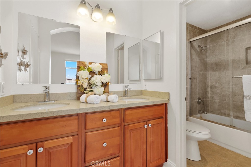 La Vista (LVIS) - Residential