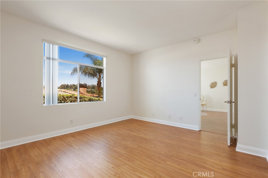 La Vista (LVIS) - Residential