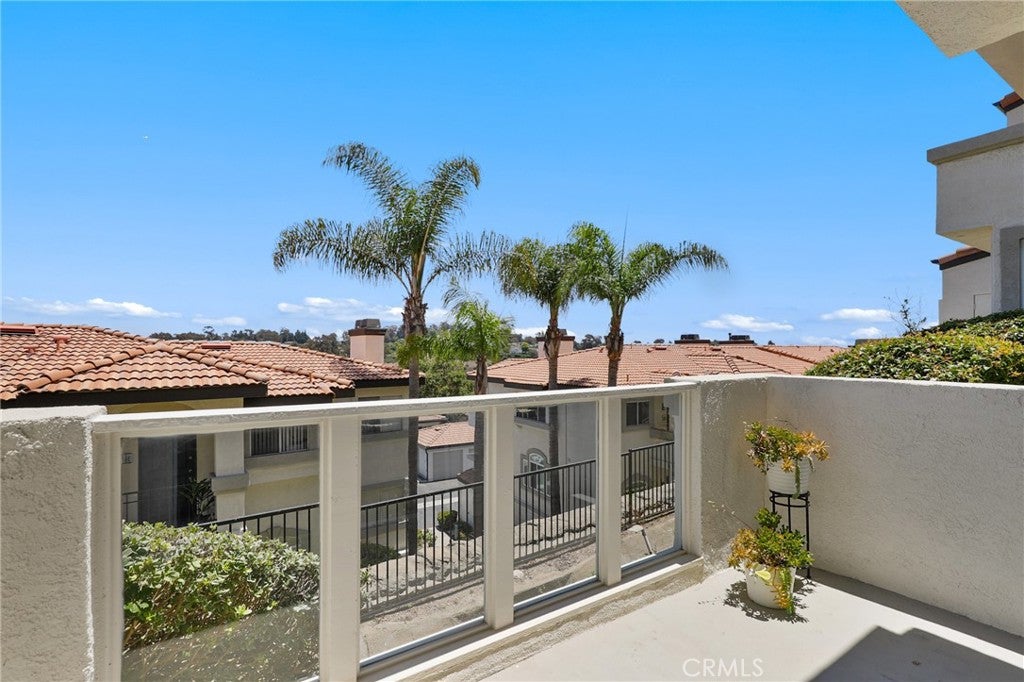 30902 Clubhouse 17A