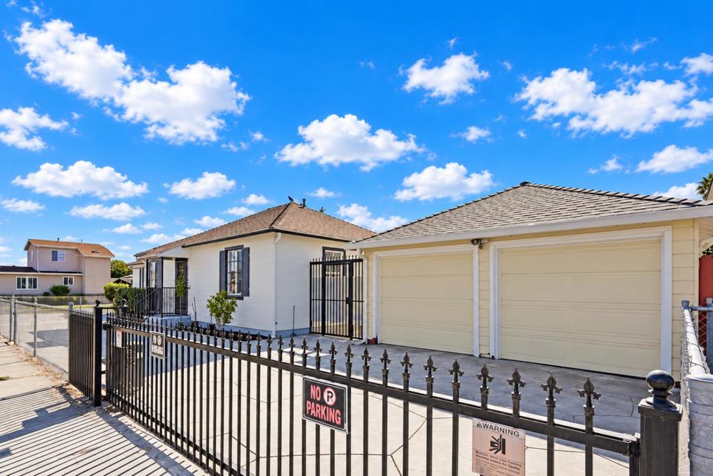93339337 Cherry Street