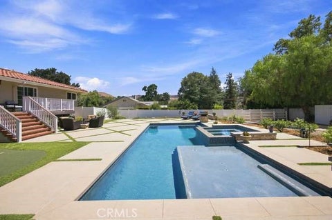 Tiny photo for 28042 Balkins DR, Agoura Hills, CA 91301 (MLS # SR26188837)