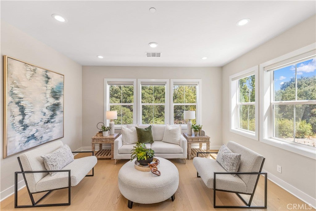 400 Riverbend, Lake Forest CA 92630 - Photo 18