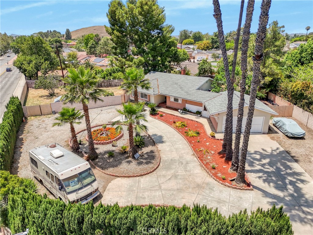 1633 Montgomery Road