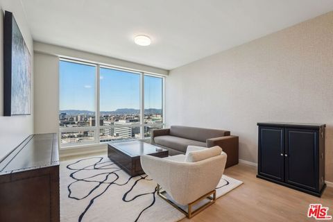 Photo of 877 Francisco Street #2501, Los Angeles, CA 90017 (MLS # 26664503)