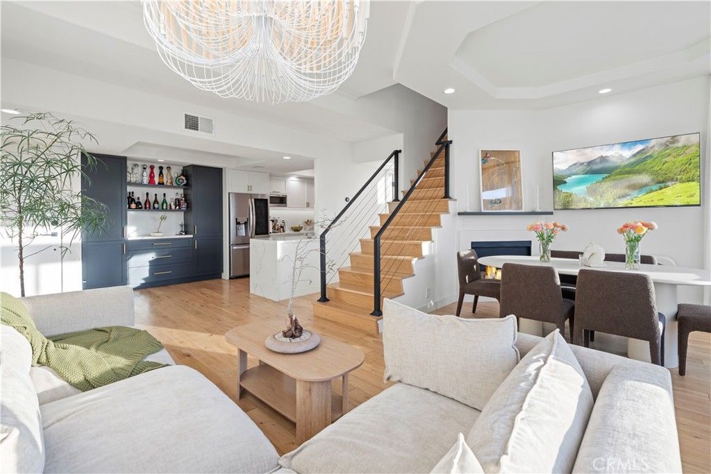 Photo of 4230 Colfax #301, Studio City, CA 91604 (MLS # BB26029993)