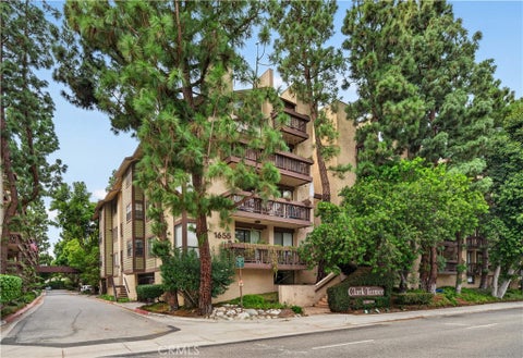 Photo of 1655 Clark AVE #324, Long Beach, CA 90815 (MLS # PW26225852)