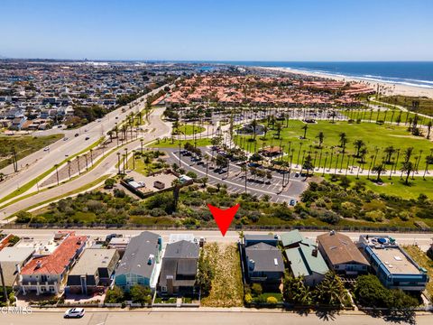 Tiny photo for 4834 Oceanaire Street, Oxnard, CA 93035 (MLS # V1-33940)
