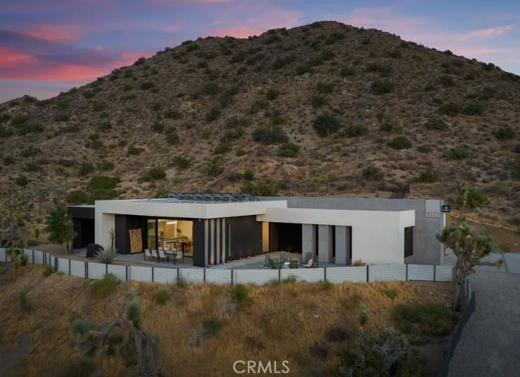 8175 Fox Trail