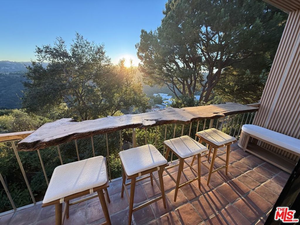 Photo of 2345 Roscomare Road #308, Los Angeles, CA 90077 (MLS # 25584567)