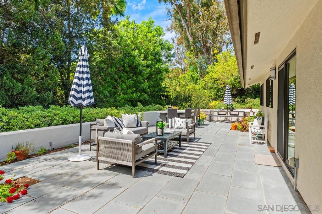 16902 Via de Santa Fe 4