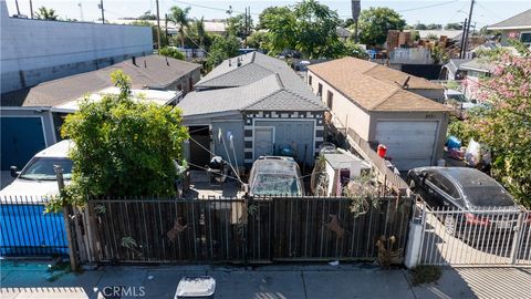 Photo of 2554 Santa Ana Blvd S, Los Angeles, CA 90059 (MLS # DW25240703)