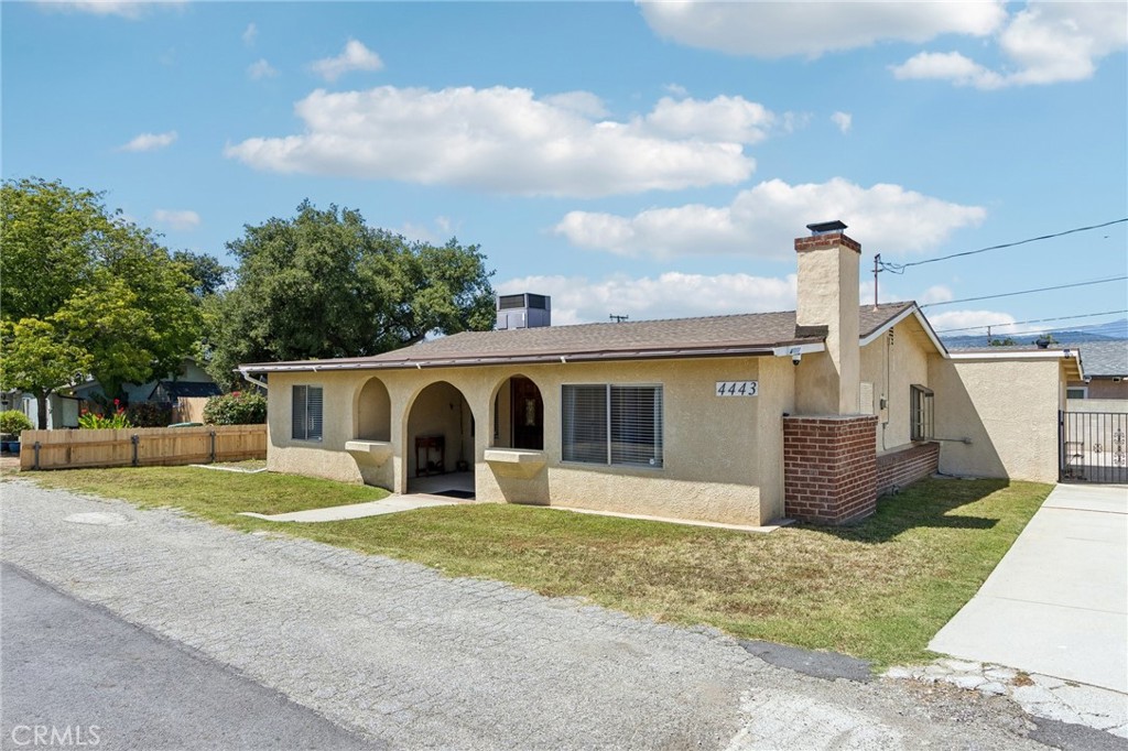 4443 N Sunflower