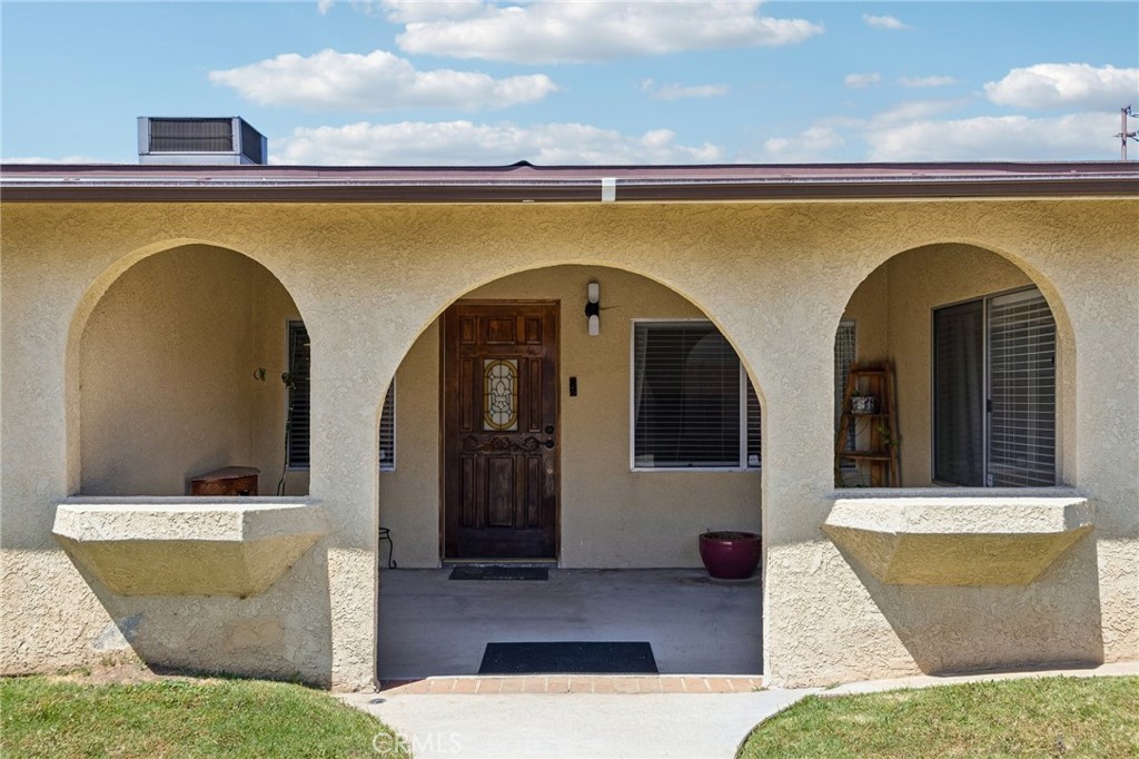 4443 N Sunflower