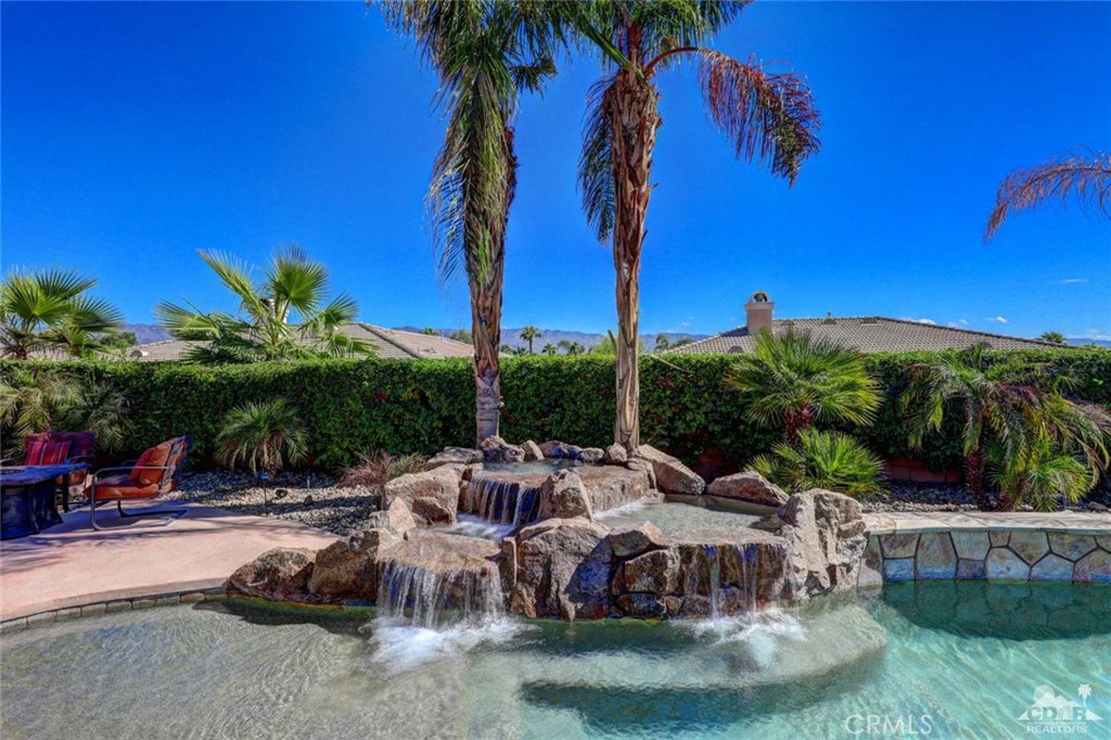 Esplanade - Residential