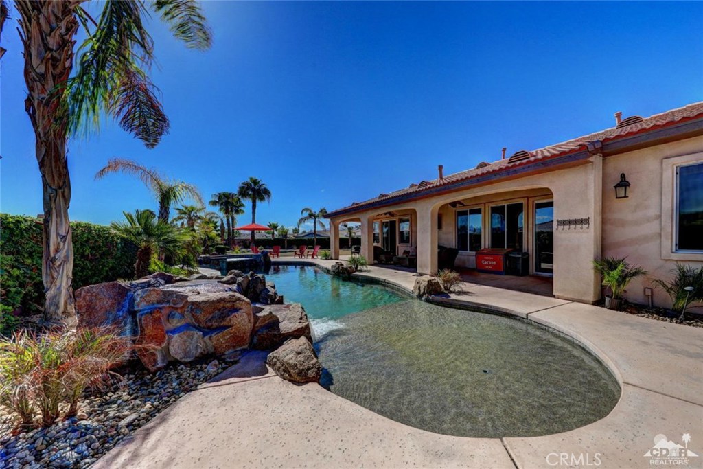 Esplanade - Residential