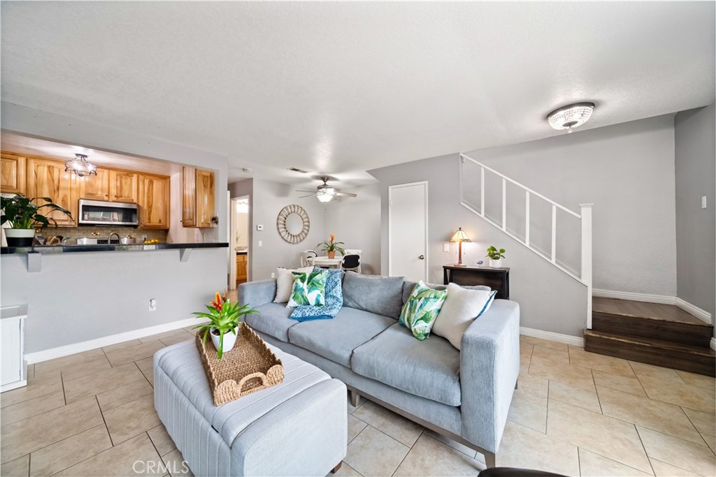 2121 Magnolia Avenue