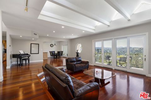 Photo of 5045 Calatrana Drive, Woodland Hills, CA 91364 (MLS # 26683977)