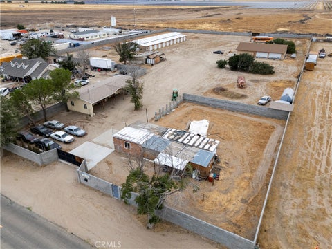 Photo of 9201 W A Avenue, Rosamond, CA 93560 (MLS # SR26163137)