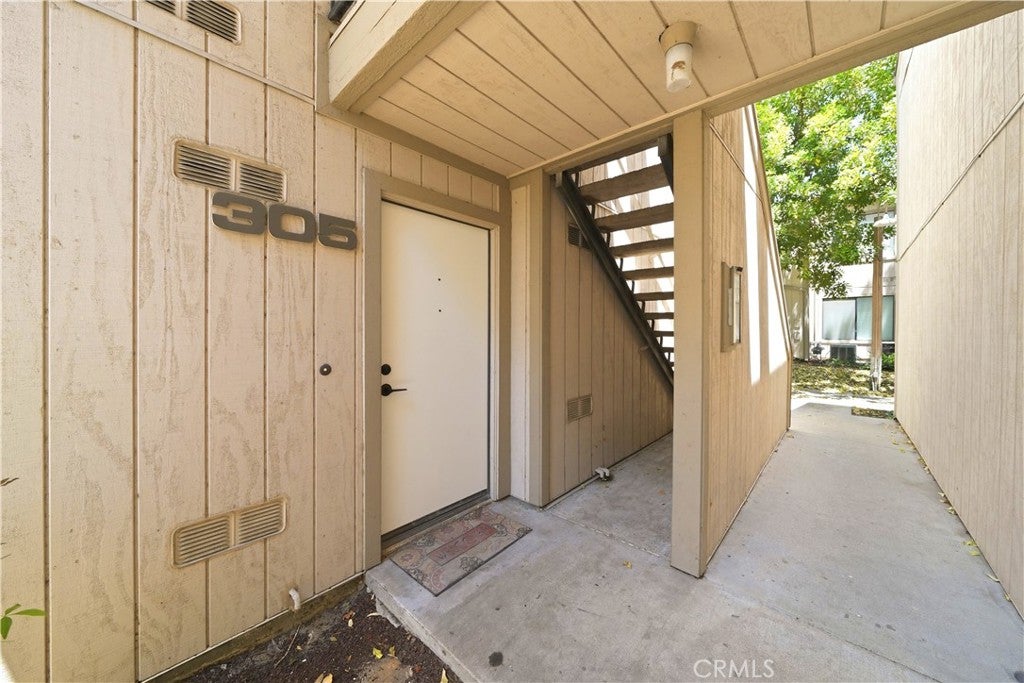 600 Central Avenue 305