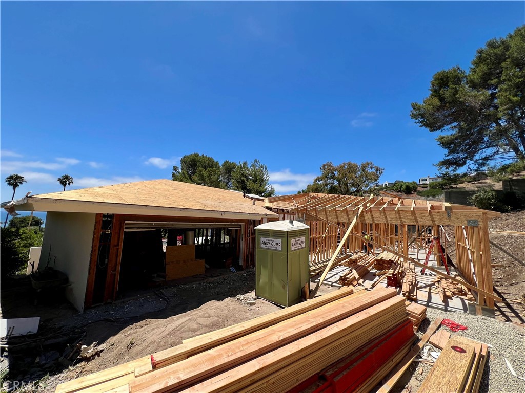 6347 Tarragon Road
