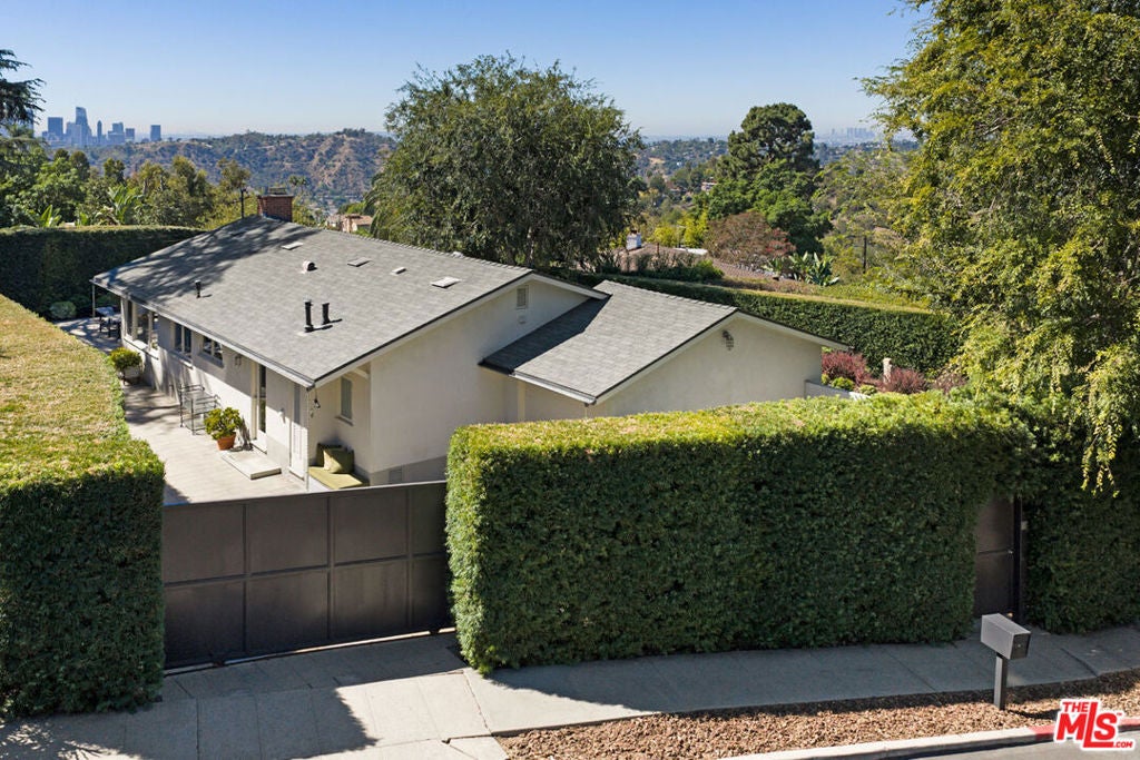 838 Elyria Drive, Los Angeles CA 90065
