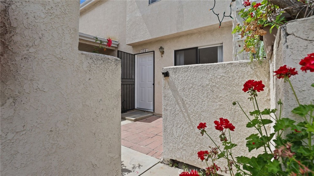 12900 Filmore Street 114