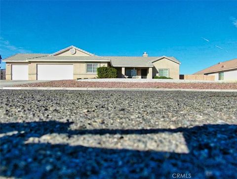 21172 Burgundy Apple Valley CA 92308