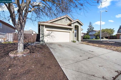 Photo of 4221 Merced Circle Cir, Antioch, CA 94531 (MLS # 41124942)