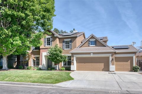Photo of 2612 E Shea Drive, Fresno, CA 93720 (MLS # FR26124530)