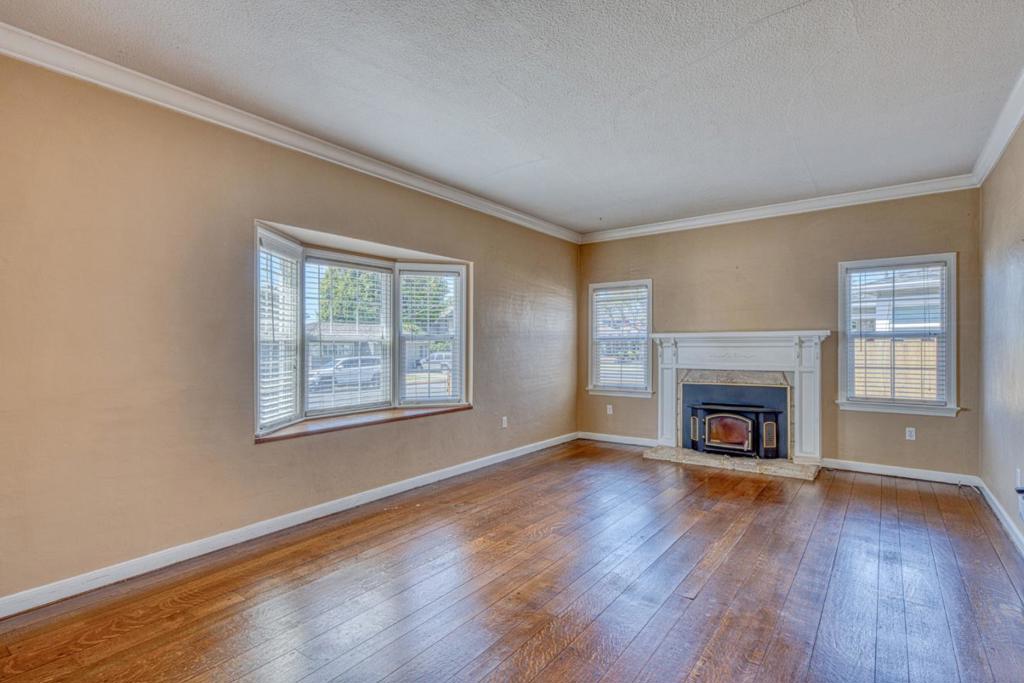 345 Homestead Avenue