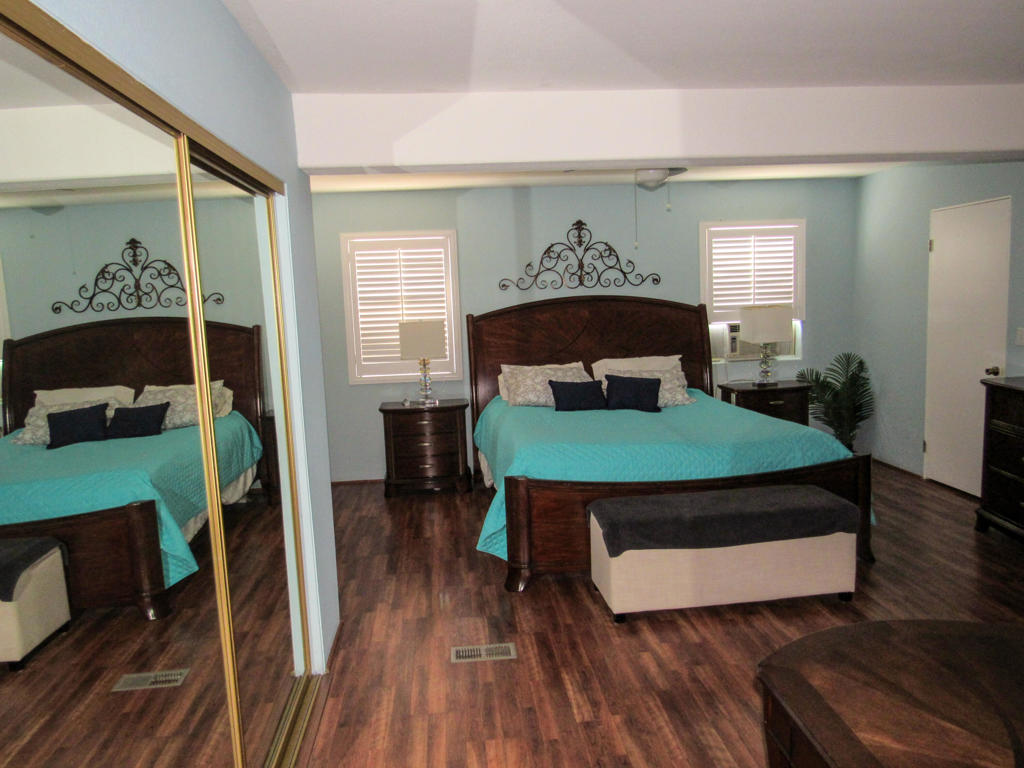 Palm Desert Greens - Manufactured In Park