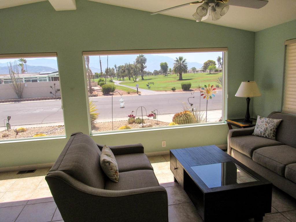 Palm Desert Greens - Manufactured In Park