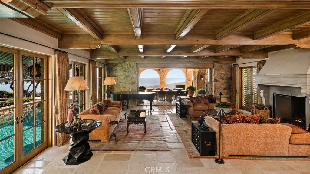 Pelican Crest (NCPC) - Residential