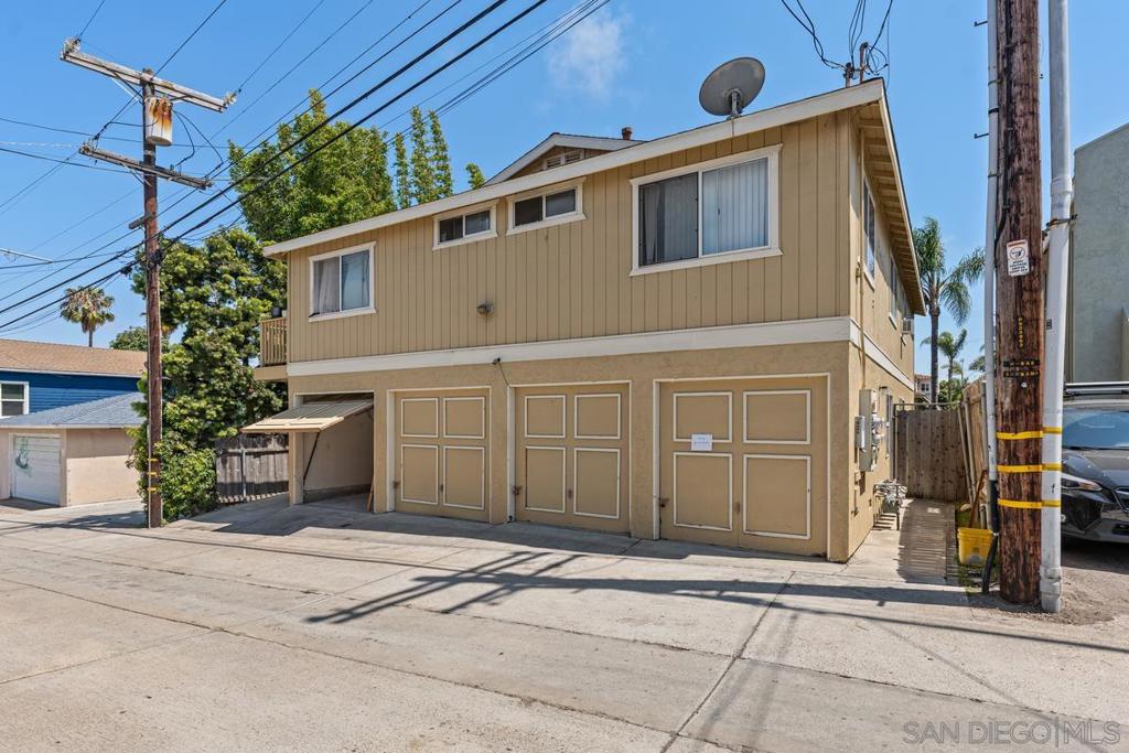 1956 Pacific Beach Dr