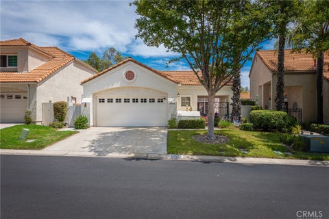 Photo of 40536 Via Estrada, Murrieta, CA 92562 (MLS # IV26175346)