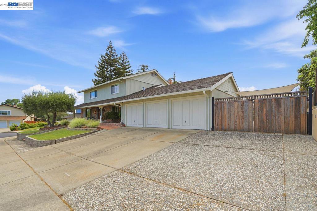 2481 Palmira Pl